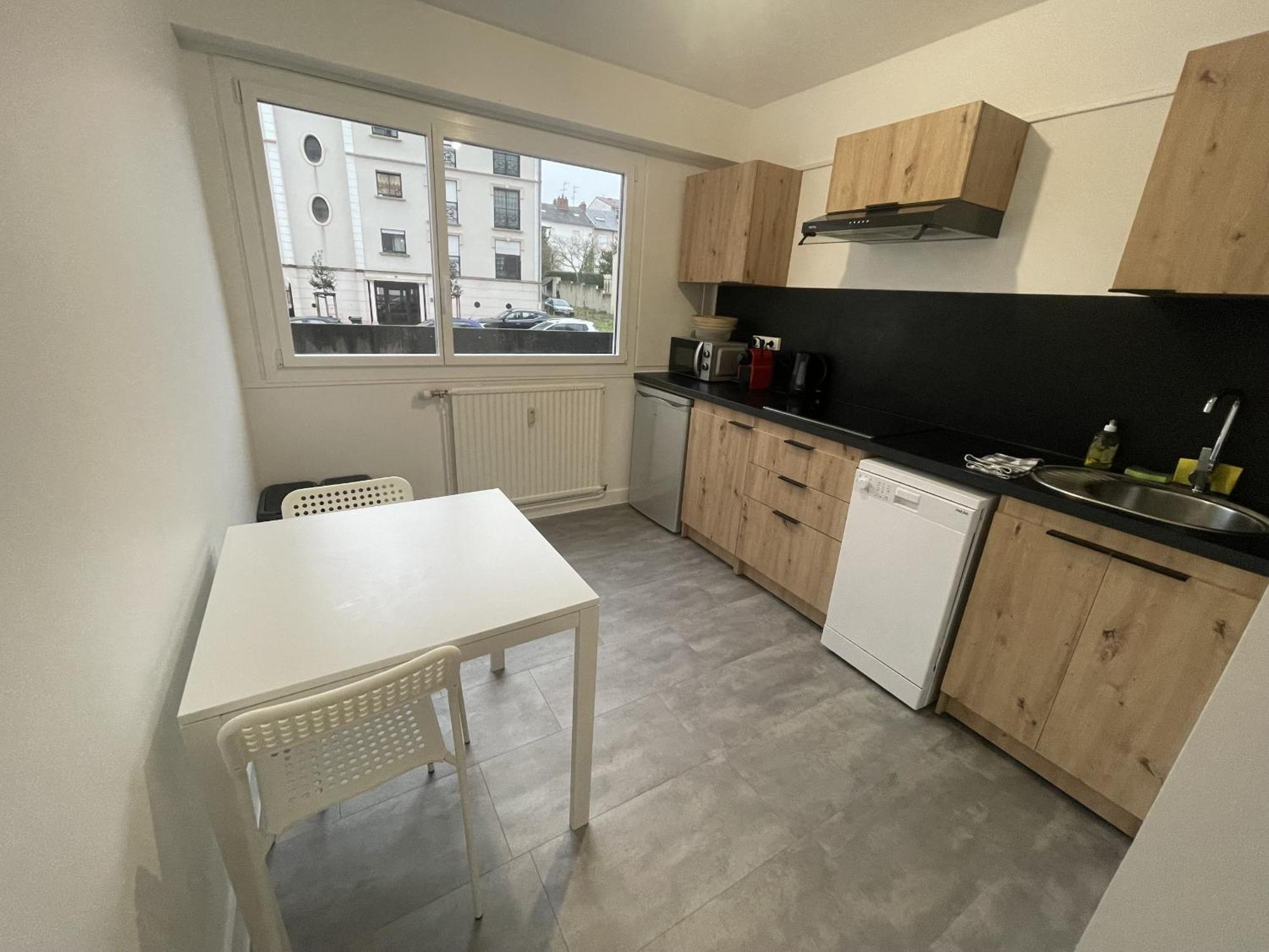 Logement Neuf A Proximite Du Centre Ville Avec Parking Limoges Luaran gambar