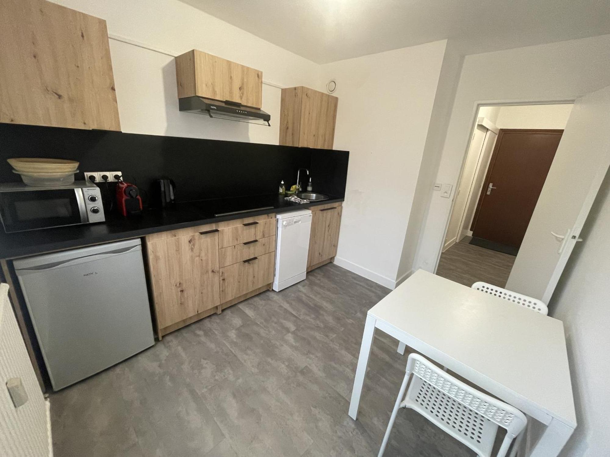 Logement Neuf A Proximite Du Centre Ville Avec Parking Limoges Luaran gambar
